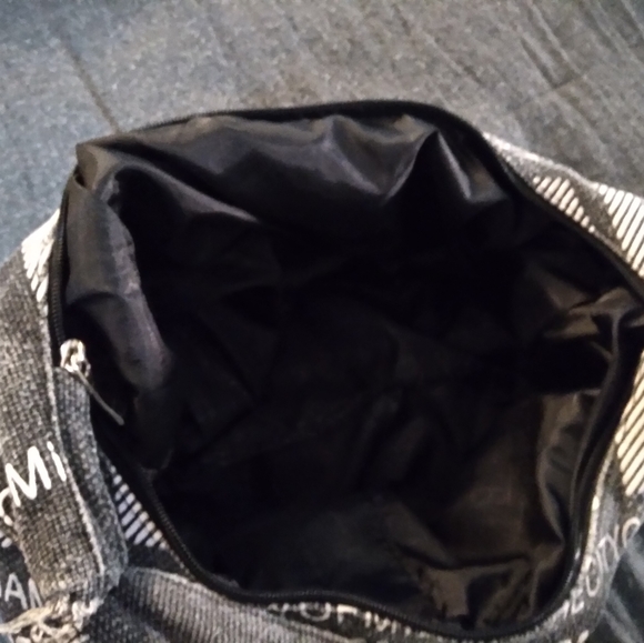 Large purse - Picture 2 of 3